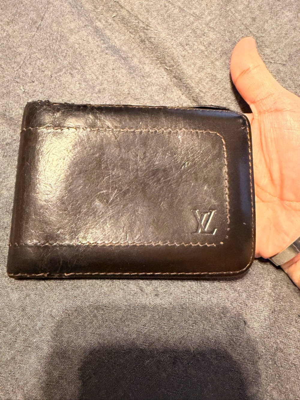 Louis Vuitton Brown Leather bifold men/unisex wallet